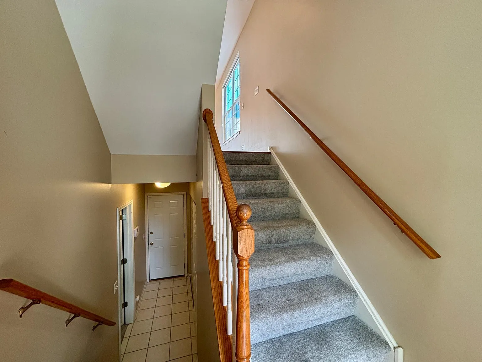 3 bed, 2.5 bath, 1889 sqft, $2,800 — Photo 4