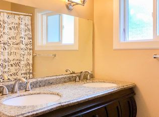 7910 240th St SW, Edmonds, WA 98026