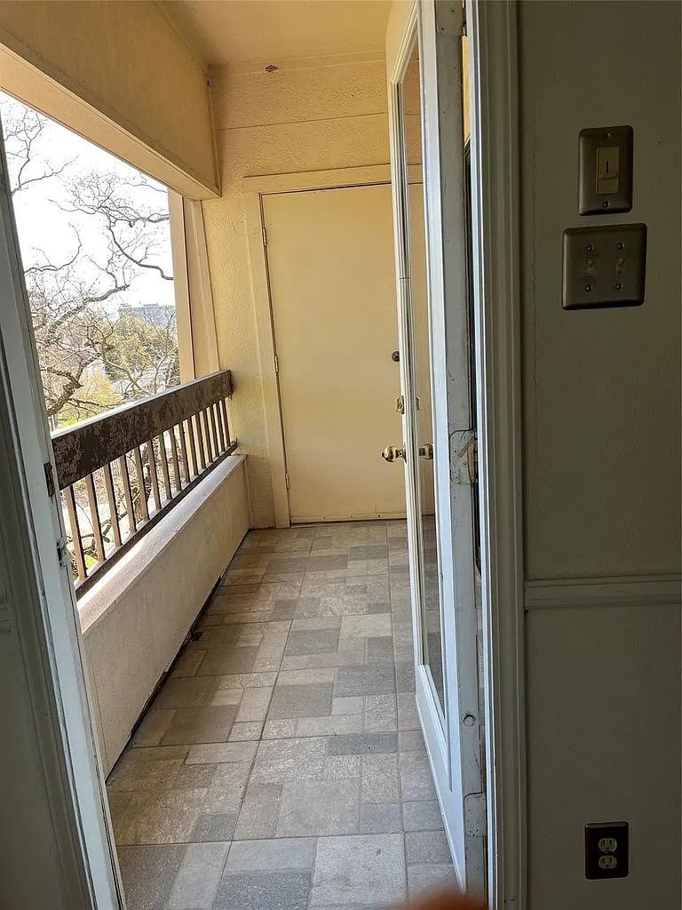2 bed, 1177 sqft, $1,100 — Photo 2