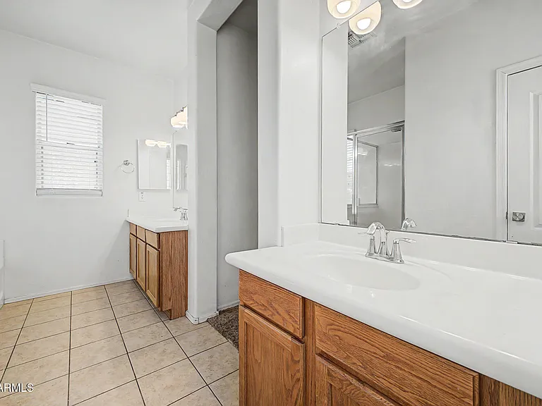1944 N 77th Gln — Photo 20