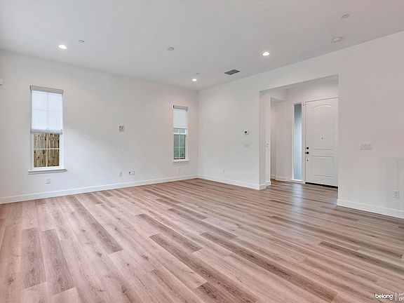 5th image of 7546 Twin Bridges Ln
