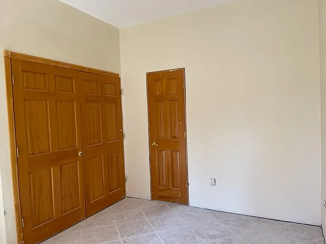 8 Valley View Dr — Photo 9
