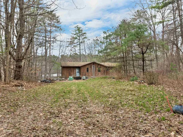 15 Merrivale Road, Moultonborough, NH 03254