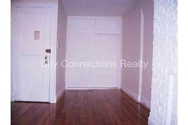 Rented by City Connections Realty | media 21