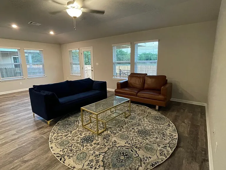 323 Durango Downs Dr — Photo 10
