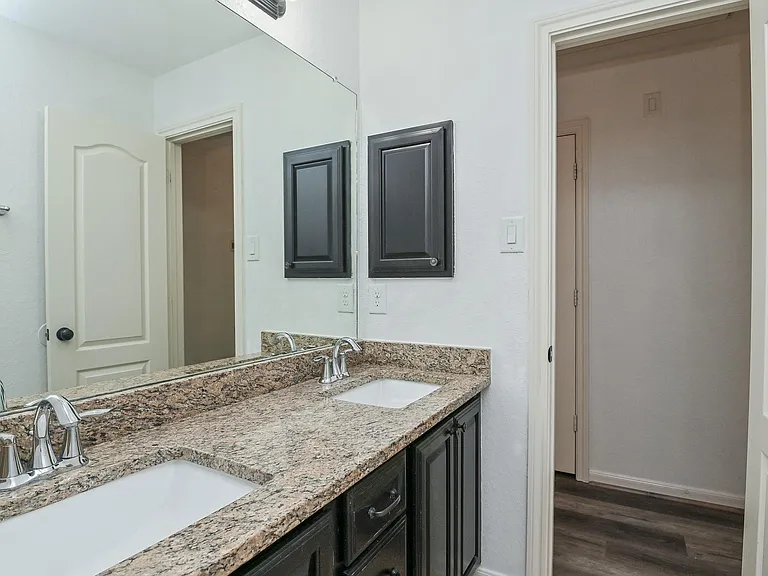 6026 Baileys Run Ln — Photo 28