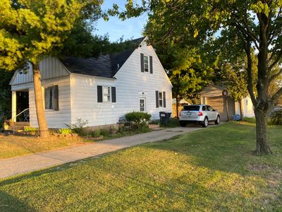 568 68th St SE, Grand Rapids, MI, 49548