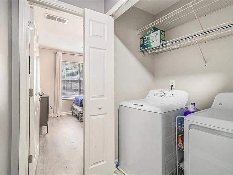 58 Hammock Pl SE — Photo 16