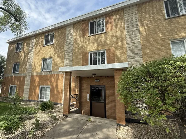 5568 S Archer Ave APT 2B, Chicago, IL 60638