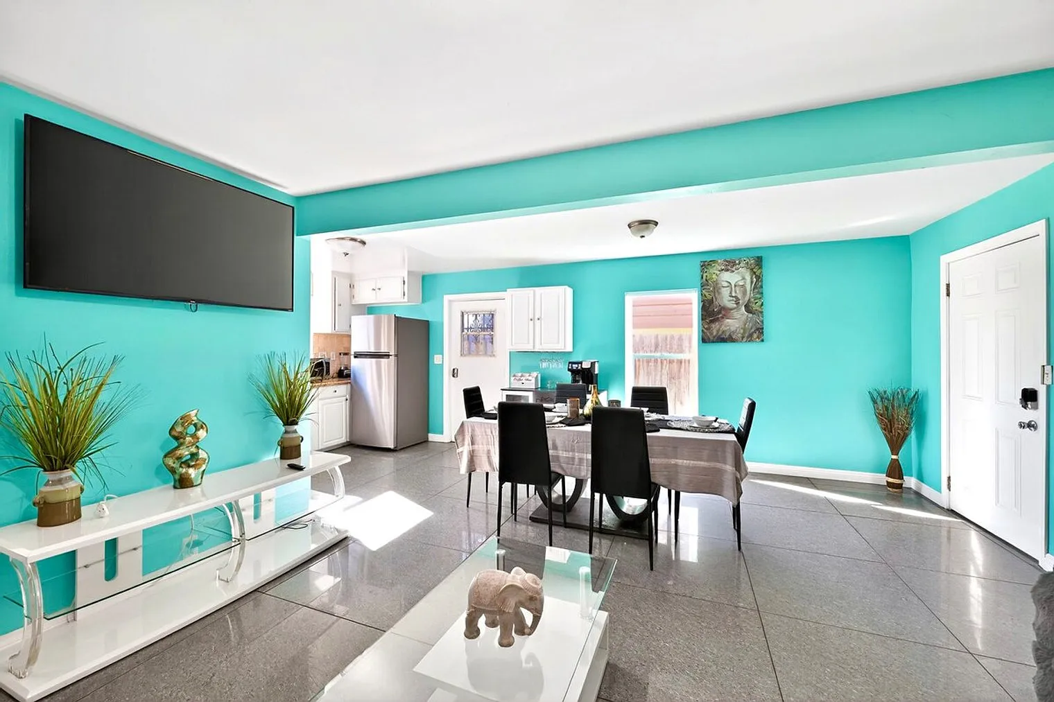 3 bed, 3.0 bath, $7,532 — Photo 1