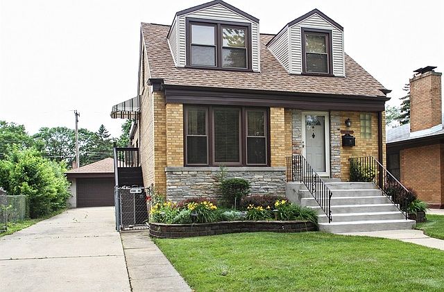 1st image of 5016 N Oconto Ave