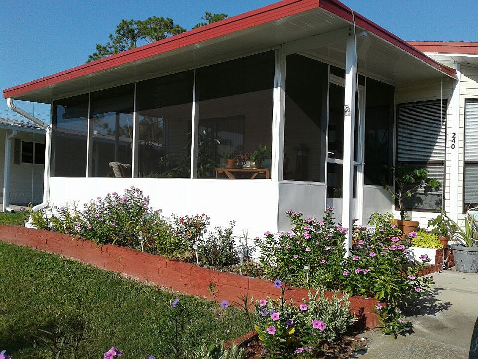 1st image of 240 Windsor Dr