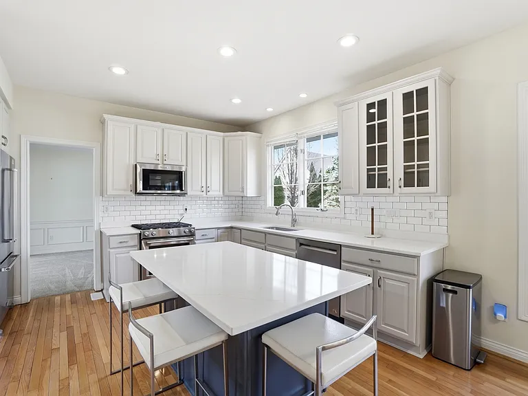 7822 Remington Rd — Photo 17