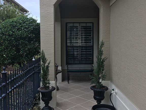 4th image of 720 Cobblestone Dr