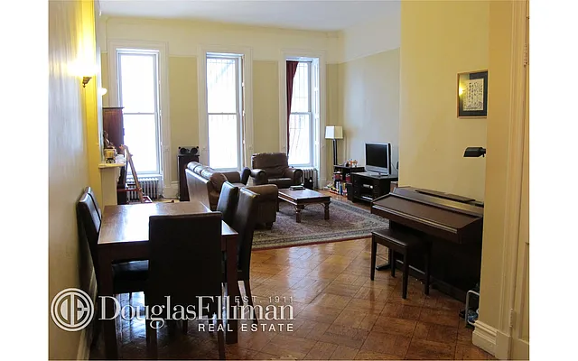 Rented by Douglas Elliman | media 32