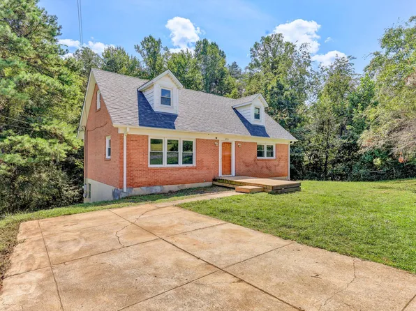 372 Trott Cir, Martinsville, VA 24112