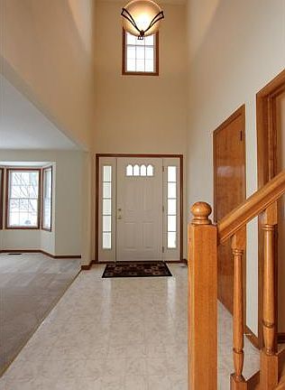 4th image of 9233 Belmont Pl
