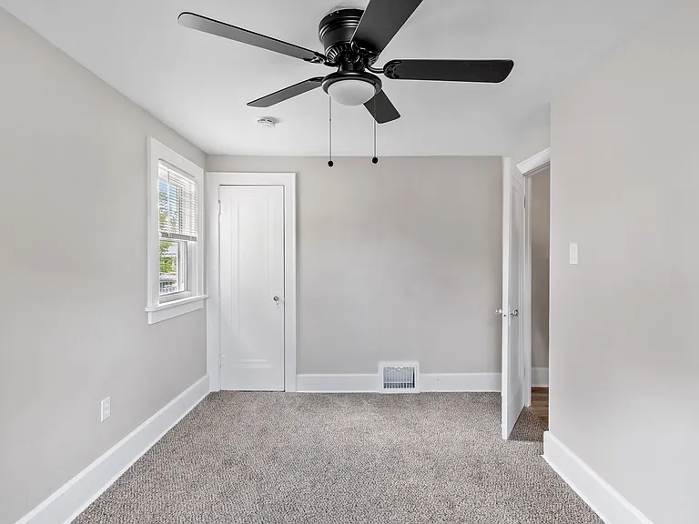 341 E Catawba Ave #341ECATAWBA — Photo 9