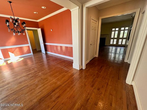 2nd image of 113 Southwick Court