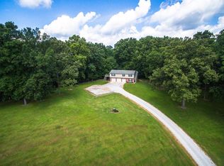 148 Dunleith Dr, Burns, TN 37029