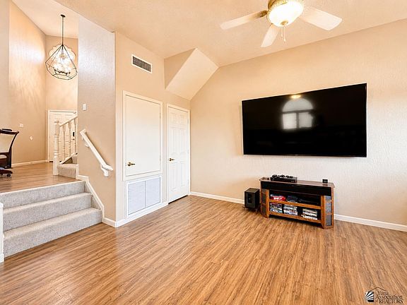 3rd image of 2092 S Terrace Way