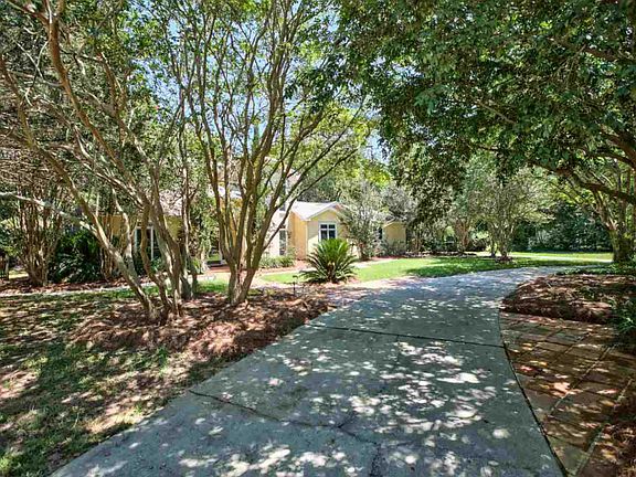 2nd image of 4584 Berklie Dr