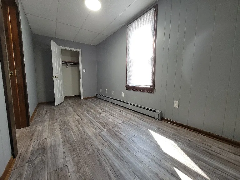 381 Young St — Photo 9
