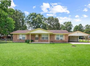 1301 Briar Cliff St, Conroe, TX 77385