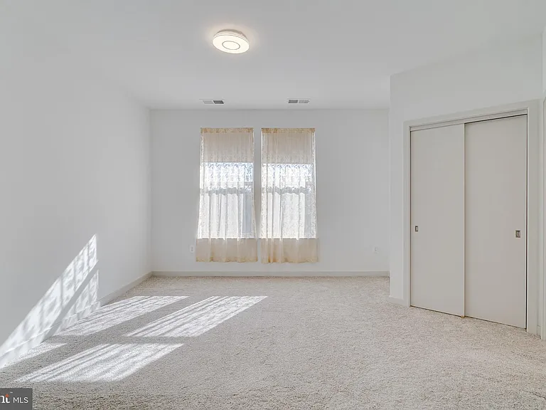 10755 Fairgrounds Dr #326 — Photo 11