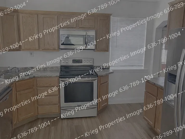128 N 10th St — Photo 8