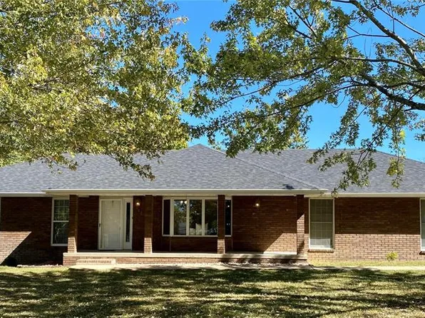 403 N Teresa Ln, Dixon, MO 65459