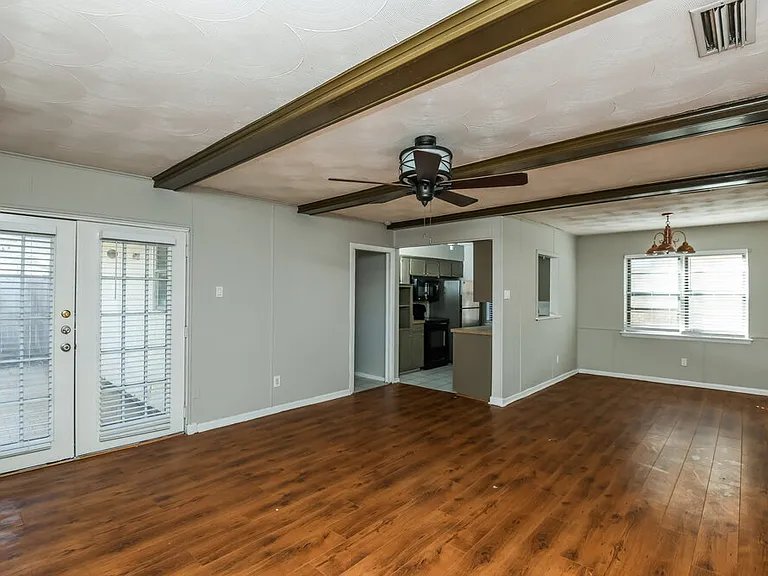 2532 Belhaven Dr — Photo 12