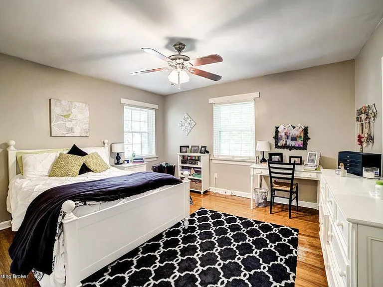 213 Norbourne Blvd #2 — Photo 4