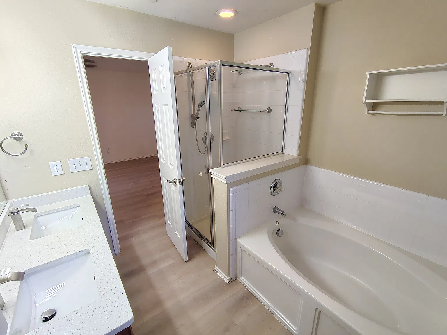 3 bed, 1793 sqft, $2,400 — Photo 3