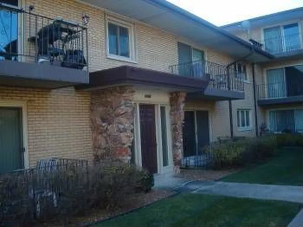6148 S Kensington Ave APT A, Countryside, IL 60525