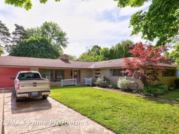 232 Jefferson St, Vassar, MI 48768