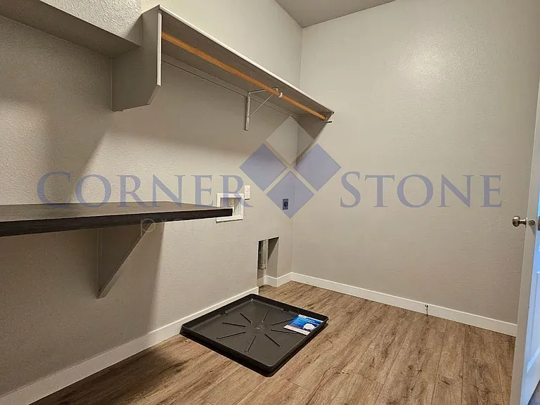4676 W Silver Riv — Photo 18