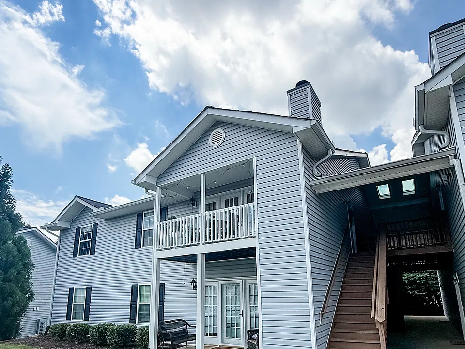 605 Pelham Square Way