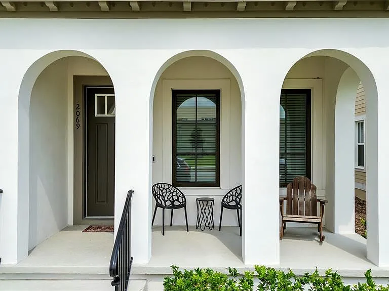 2069 Celebration Blvd — Photo 2