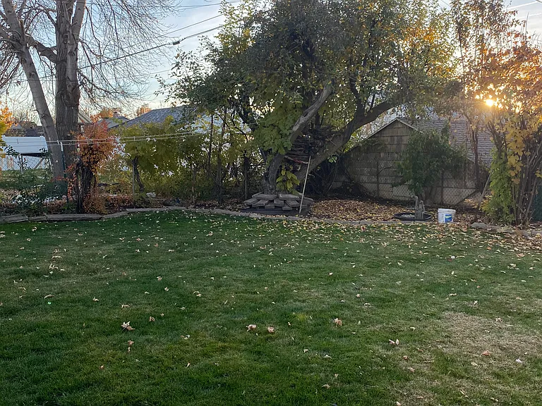 3885 S Nordin Ave — Photo 15