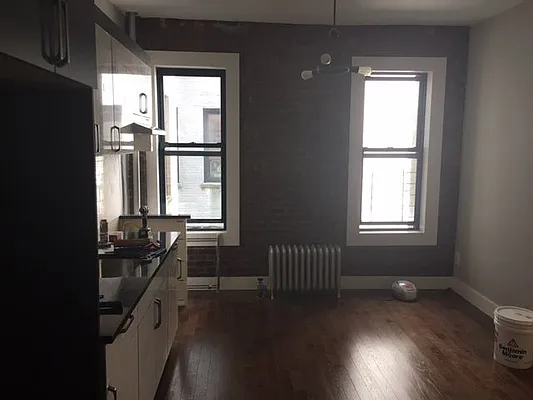 Rented by null | media 10