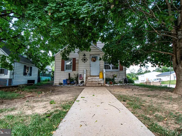 816 McAllister St, Hanover, PA 17331