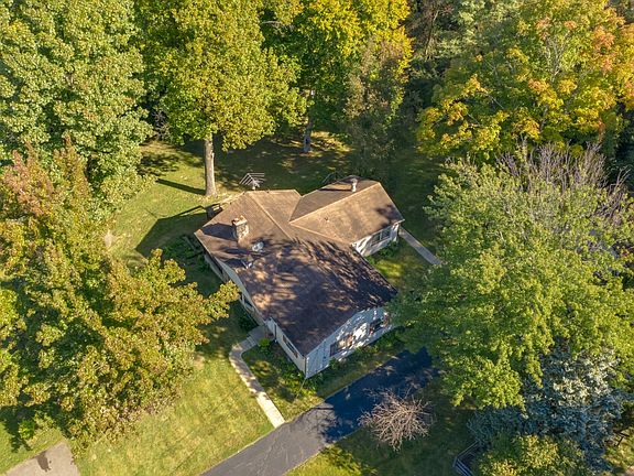4th image of 260 Marycrest Dr