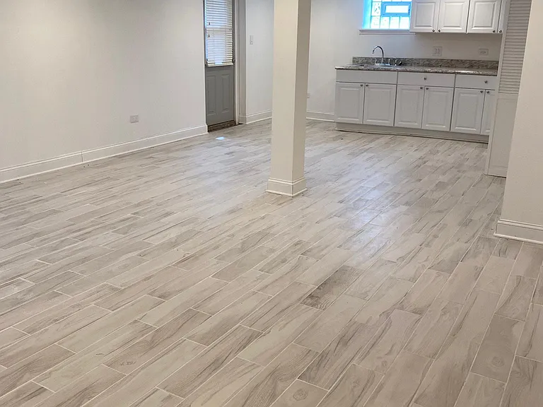 11156 S Preller Ave — Photo 16