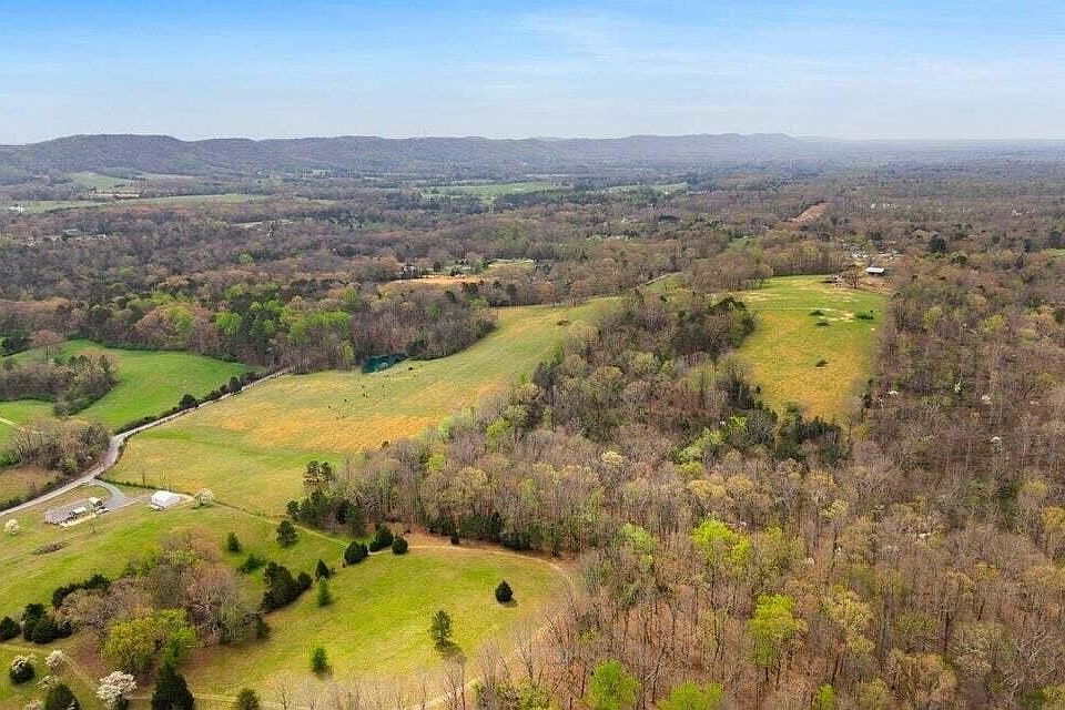 2nd image of 7 Bettis Rd