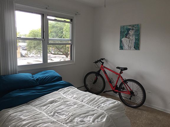 3rd image of 2355 W Jarvis Ave APT 2L