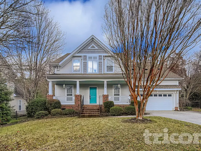 1519 Peak Ct — Photo 2