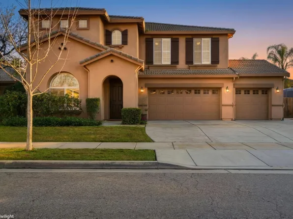 3205 W Perez Avenue, Visalia, CA 93291