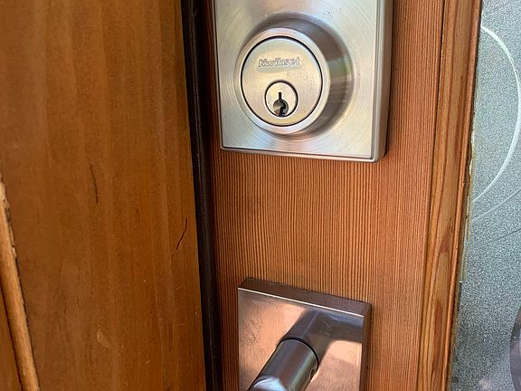 Easy keyless entry.