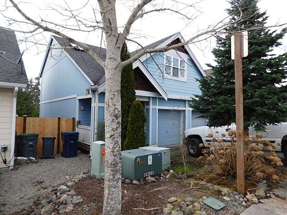 5th image of 5918 77th Ave NE
